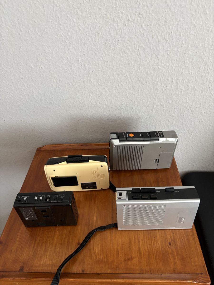 Lettore multimediale portatile: Lot de 4 Walkman à révisé – Usato da petit lancy venduto da FerreiraLuis 3