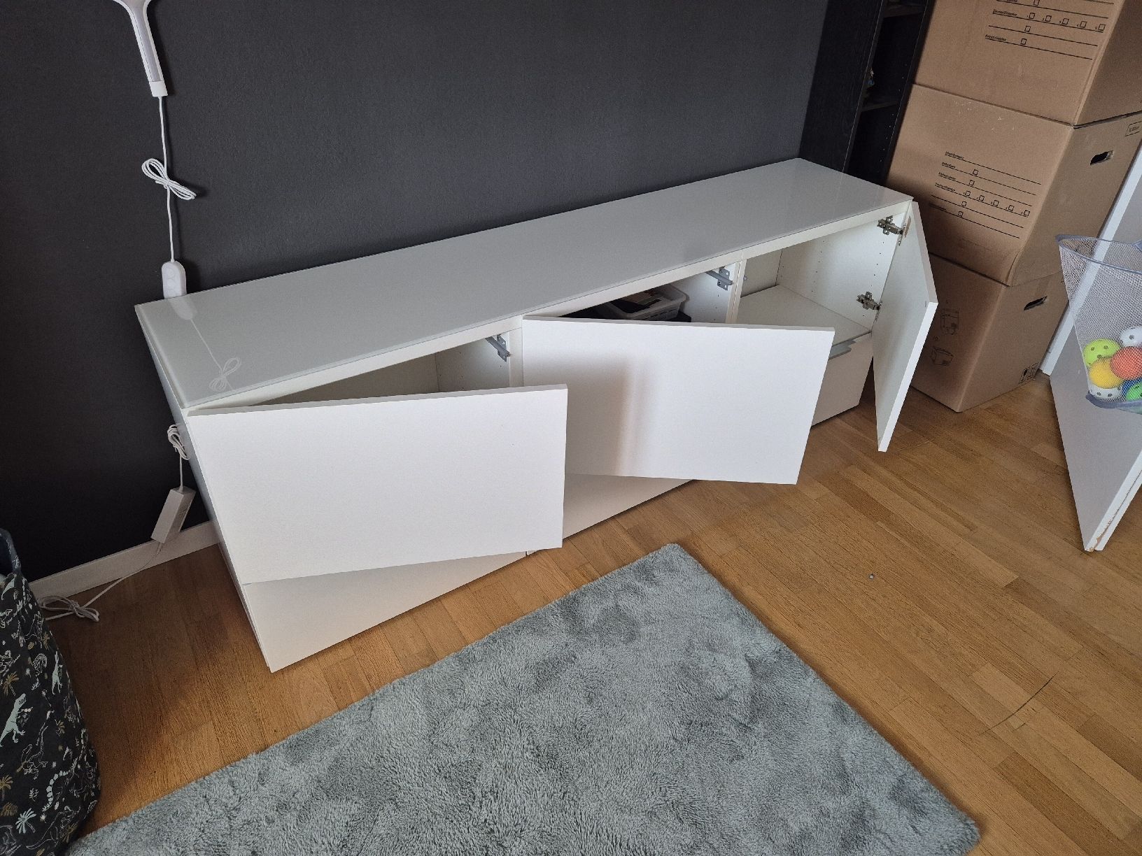 Commodes: IKEA Besta Sideboard – D'occasion à Spiez par LiquidFrog 1