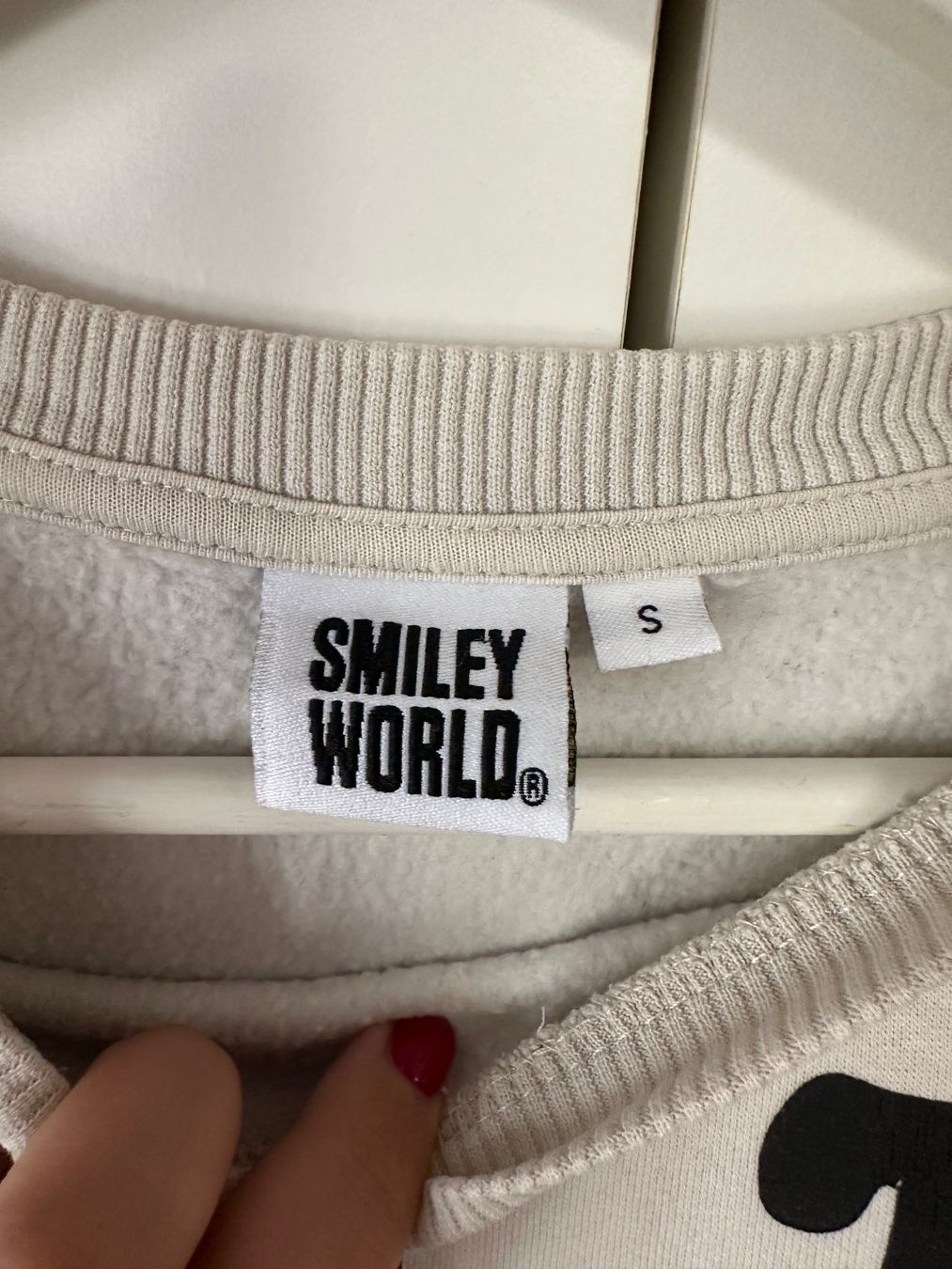 Pulls & Sweat-shirts: Pullover Smileyworld  Grösse S Weihnachten Motiv – D'occasion à Schaan par Hermine2018 1