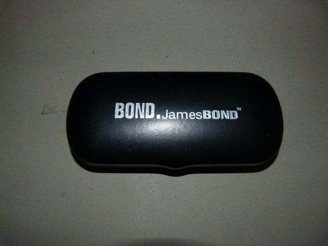 Sonstige Kleidung & Accessoires: Brillenetui James Bond – Gebraucht aus Nunningen von Fashion-Ave51