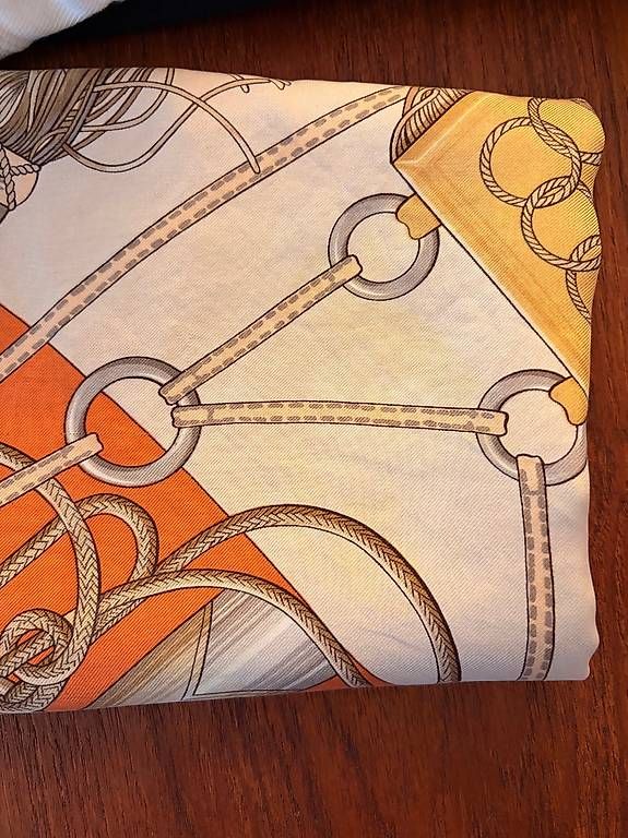 Foulards & écharpes: Hermes Schal orange – D'occasion à Basel par yet_7svp 2