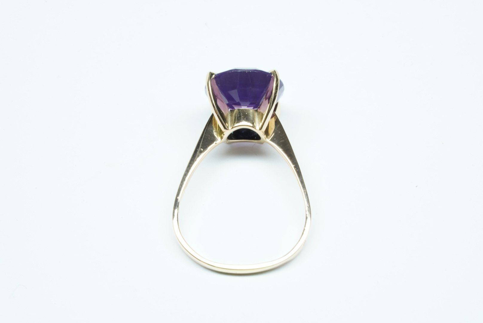 Anelli: Fingerring 18k Gelbgold mit Amethyst – Usato da Bülach venduto da Re-Jewelled 3