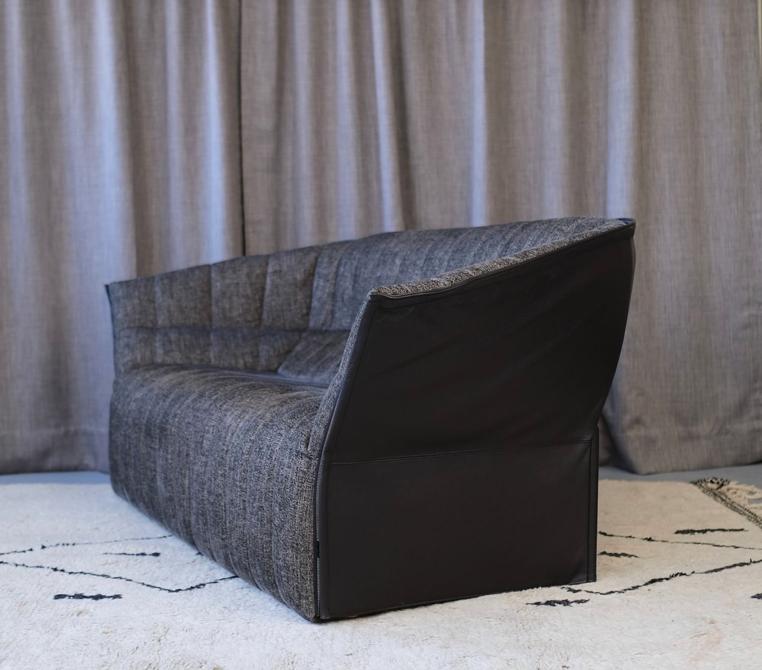 Ligne Roset Divani: Sofa & Hocker MOËL von Ligne Roset – Usato da Bern venduto da Zmodern_CON 3