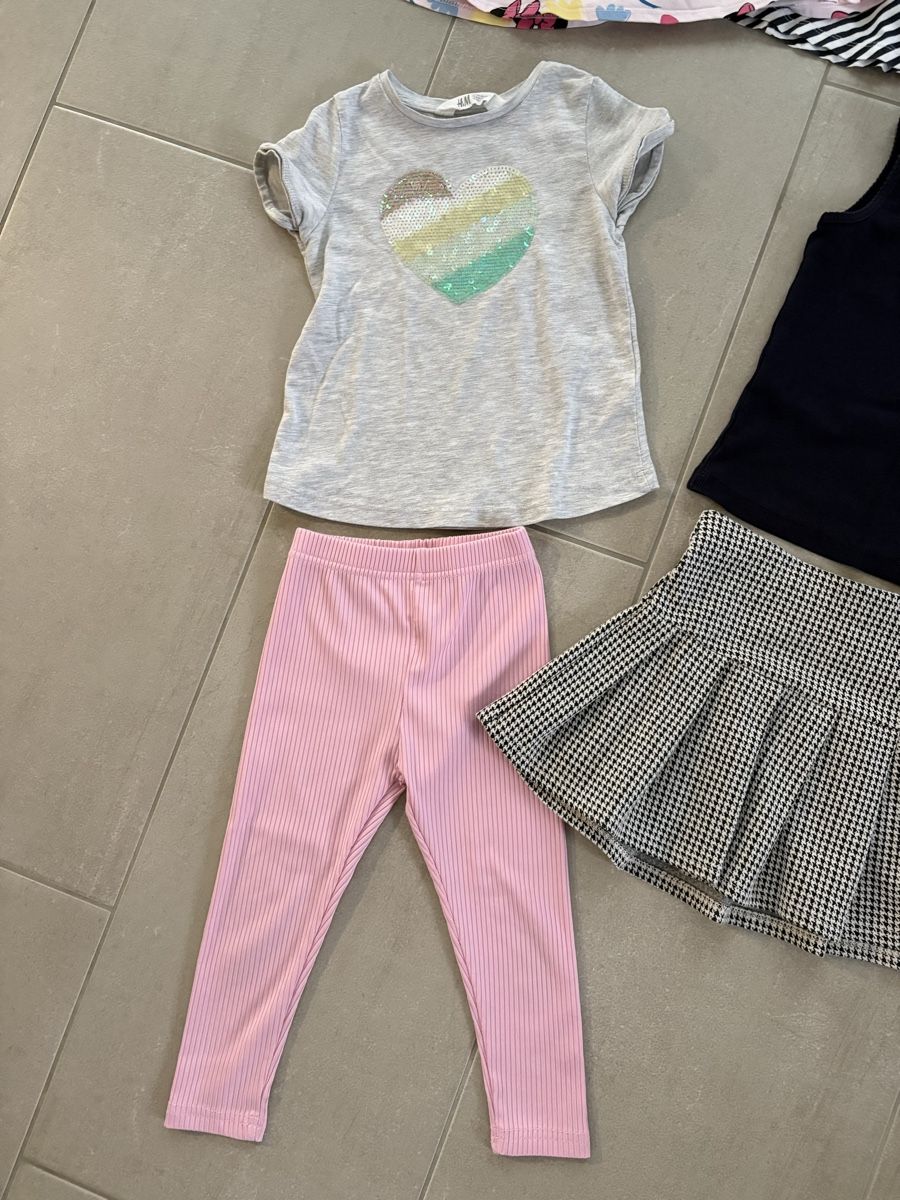 Lotti & Set di vestiti: Mädchen Kleider Paket Gr 98/104 – Usato da Wolfhausen venduto da lala_wolfhausen 6