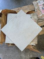 21 Bodenfliesen Plättli 28 × 28 cm – ca. 1,65 m²