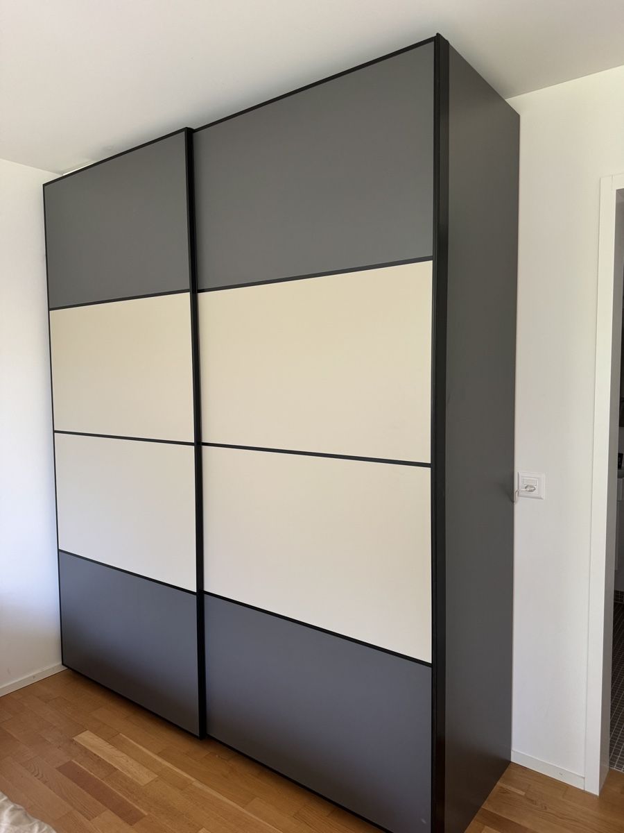 Armadi: Pax Schrank – Usato da St. Gallen venduto da Urbbug