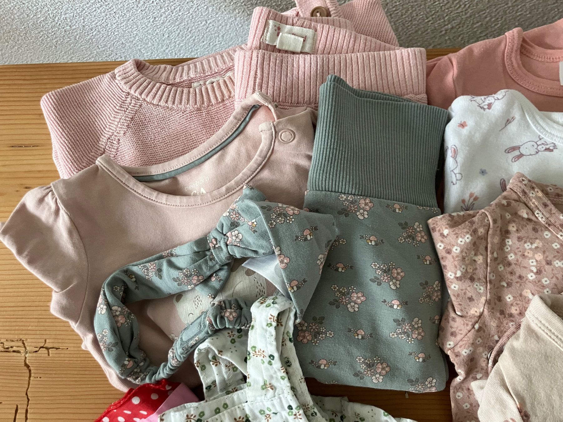 Lotti & Set di vestiti: Mädchenset 62 (23-teilig) – Usato da Chur venduto da steffeli04 2