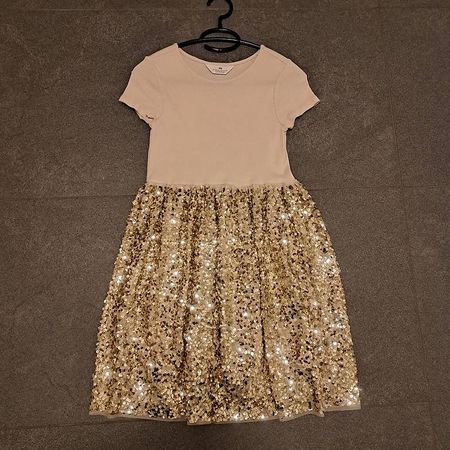 Wunderschönes Kleid