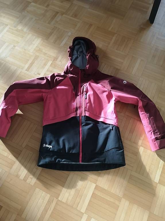 Giacche: Sherpa Hardshelljacke Grösse S – Usato da Liebefeld venduto da dsurfing01
