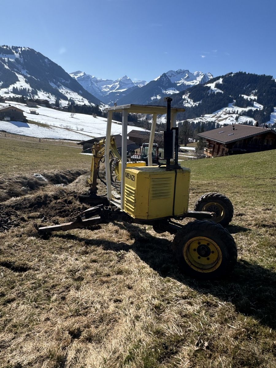 Menzi Muck Escavatori: Menzi Muck/Menzi Jolly M88 – Usato da Gstaad venduto da raa_tj8d 2