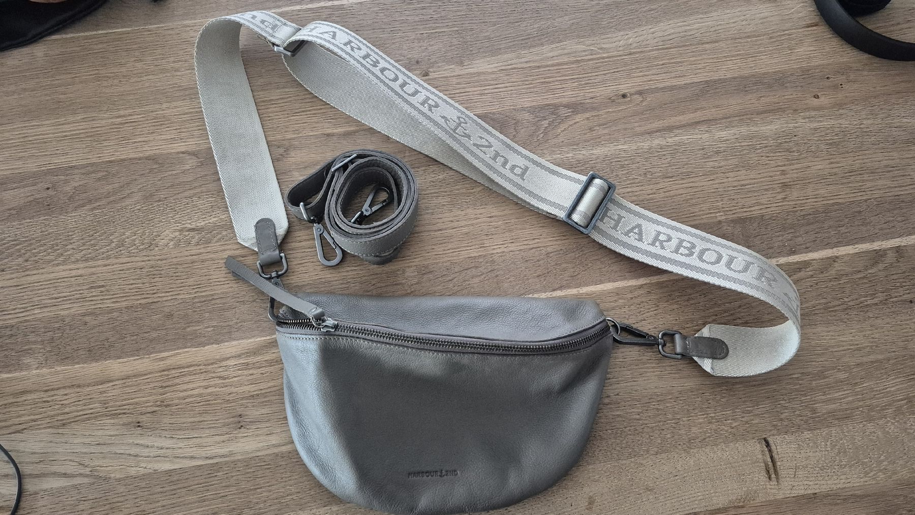 Taschen für Damen: Harbour 2nd Umhängetasche – Gebraucht aus Aarberg von Cnika