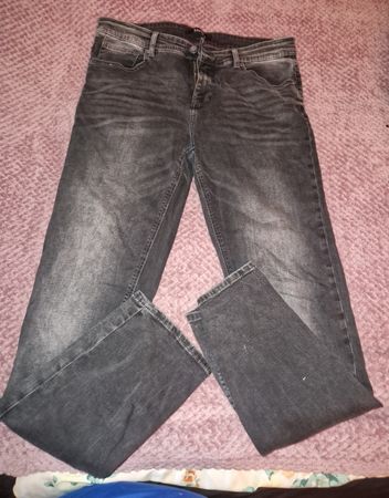 Graue Savvy Jeans Gr. 36/34, guter Zustand