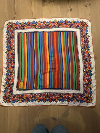 Seidentuch Yves Saint Laurent gestreift Blumenmuster bunt