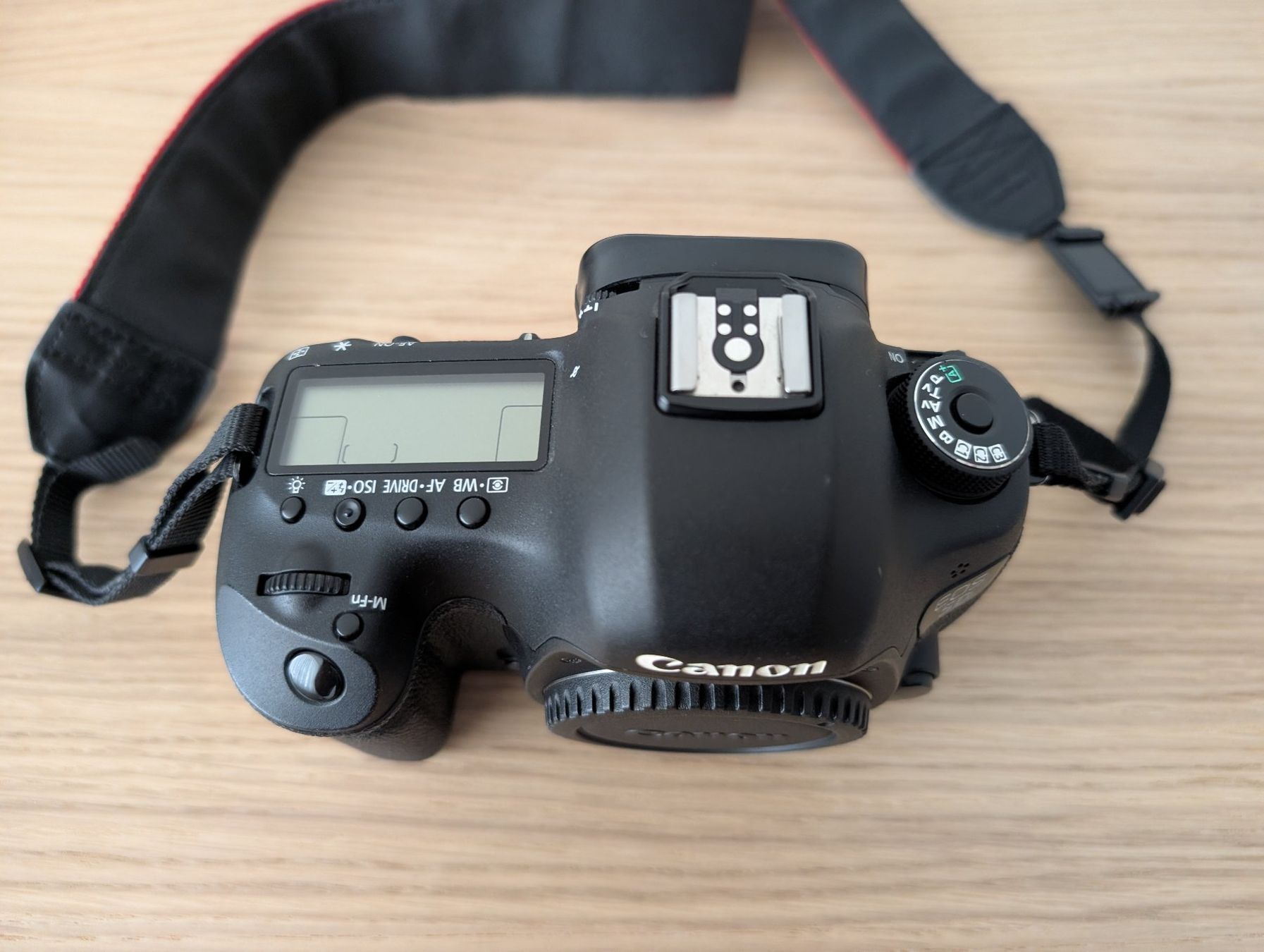 Canon Kamera: Canon EOS 5D Mark III Body + 1 extra Akku – Gebraucht aus Dietikon von uni_kn2m 1