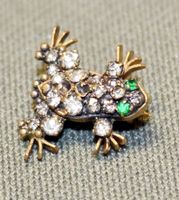 Einmaliger handgefertigter alter Schmuck (Minifrosch)