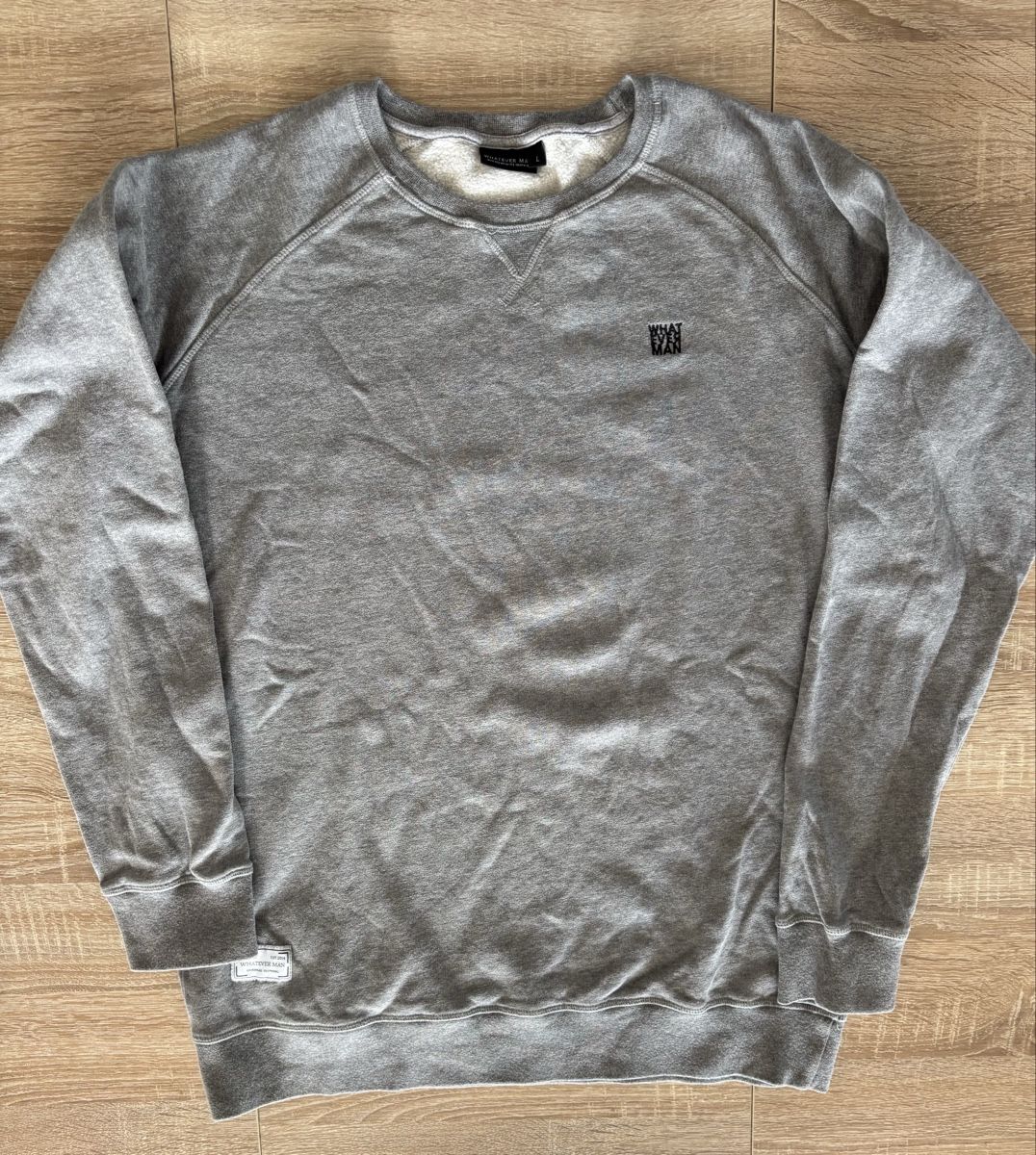 Pullover & Sweatshirts: Pullover Whateverman Gr L – Gebraucht aus Ebikon von Regipe