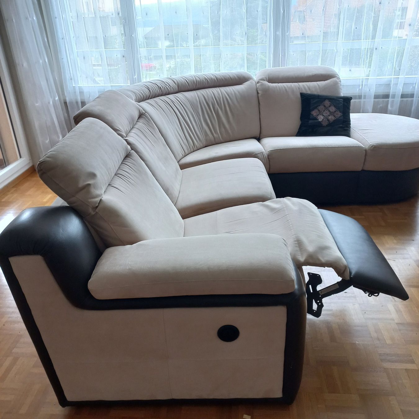 Divani: Canapé d'angle avec pouf – Usato da Jongny venduto da dve_7nbz 1