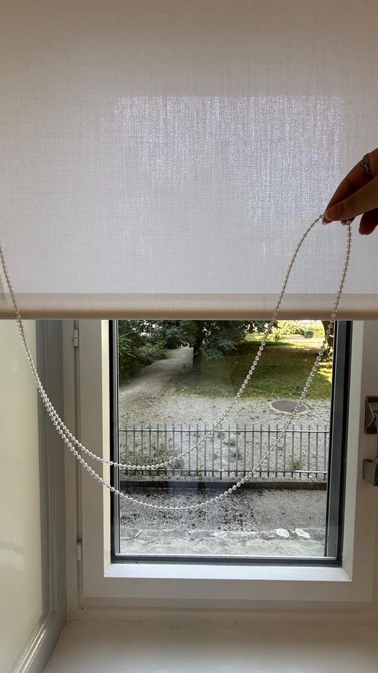 Rideaux: Weisse Fensterrollos 106.5 x 220 cm – D'occasion à Zürich par BGPZH 5