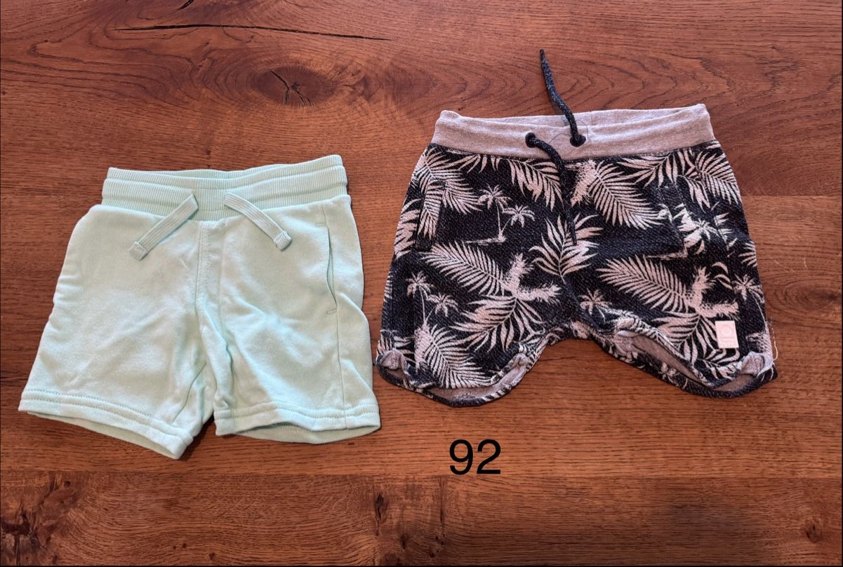 Ensembles coordonnés: Kinderkleider Junge 92 Set – D'occasion à Steinhausen par chicco-locca 1