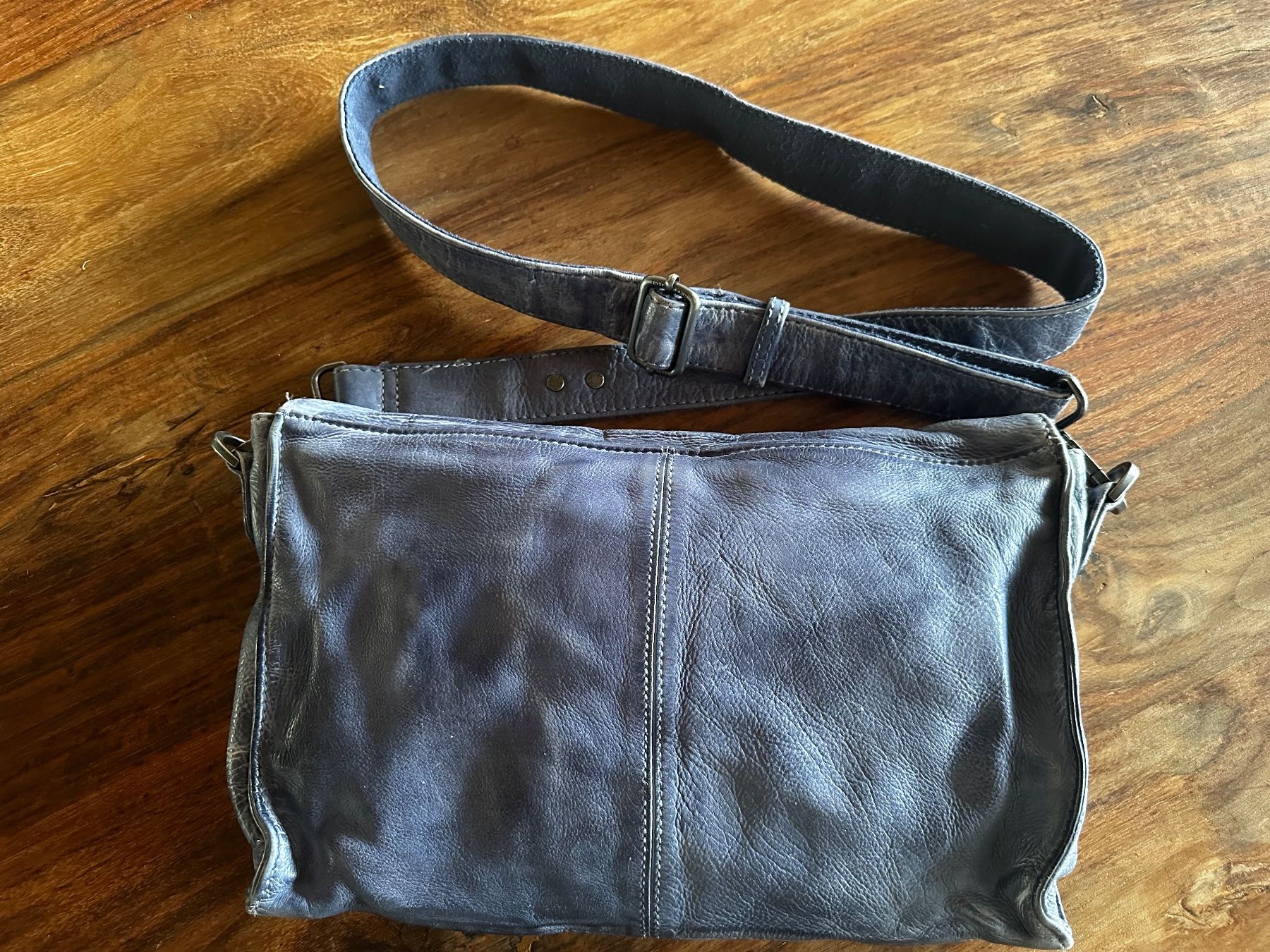 FredsBruder Borse da donna: FredsBruder, blaue Handtasche – Usato da Au ZH venduto da fortschreiter 6