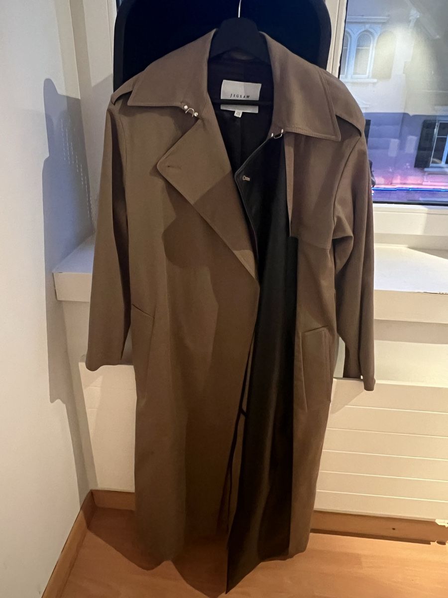 Mäntel: Jigsaw Trenchcoat – Neu (gemäss Beschreibung) aus Dübendorf von isa_xrt6