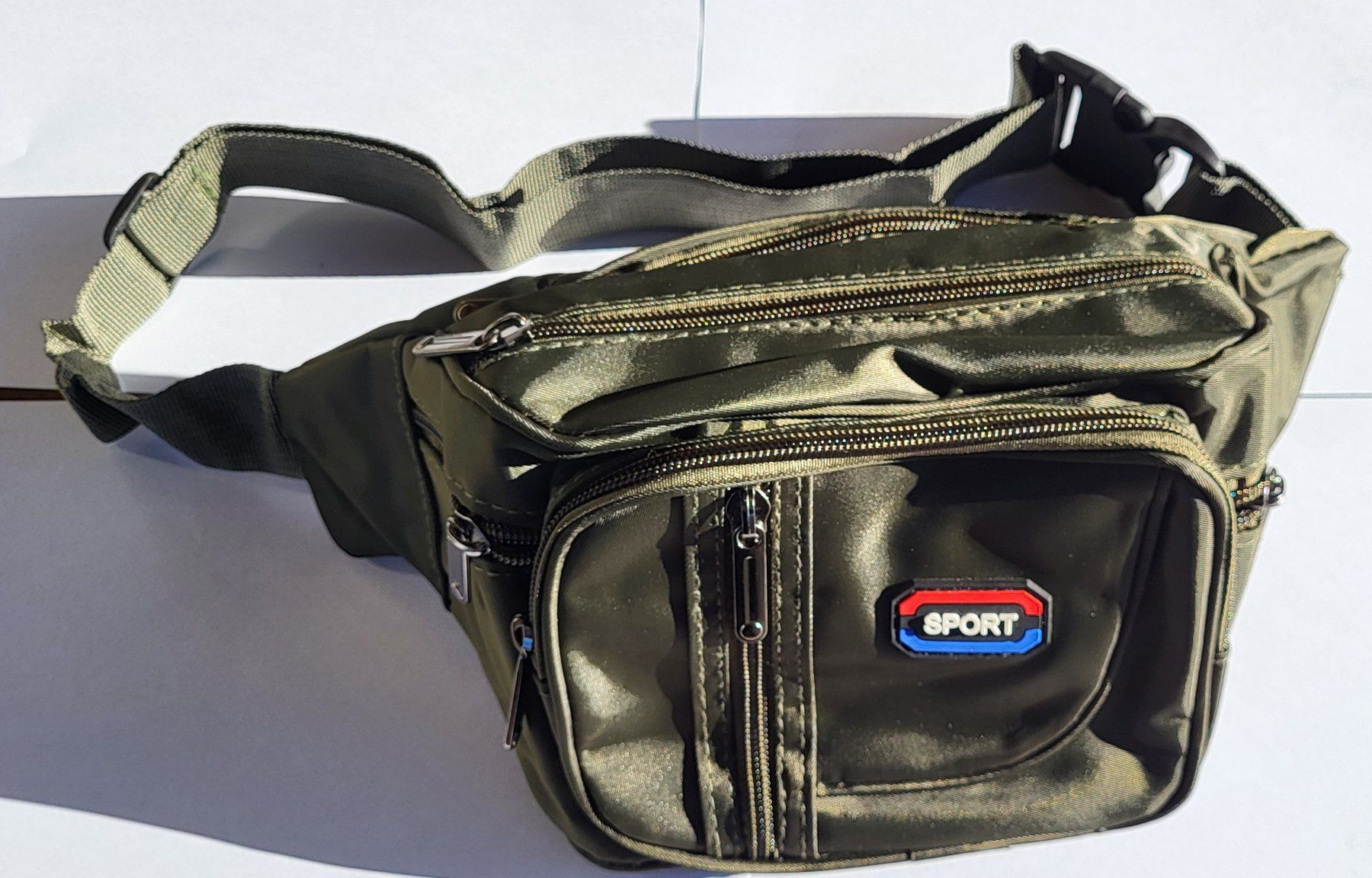 Borse: Olivgrüne Bauchtasche – Nuovo e nell'imballaggio originale da Figino venduto da MabaStore24