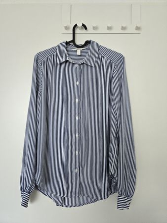 Zeitlose, elegante Bluse von H&M, blau weiss gestreift, XS