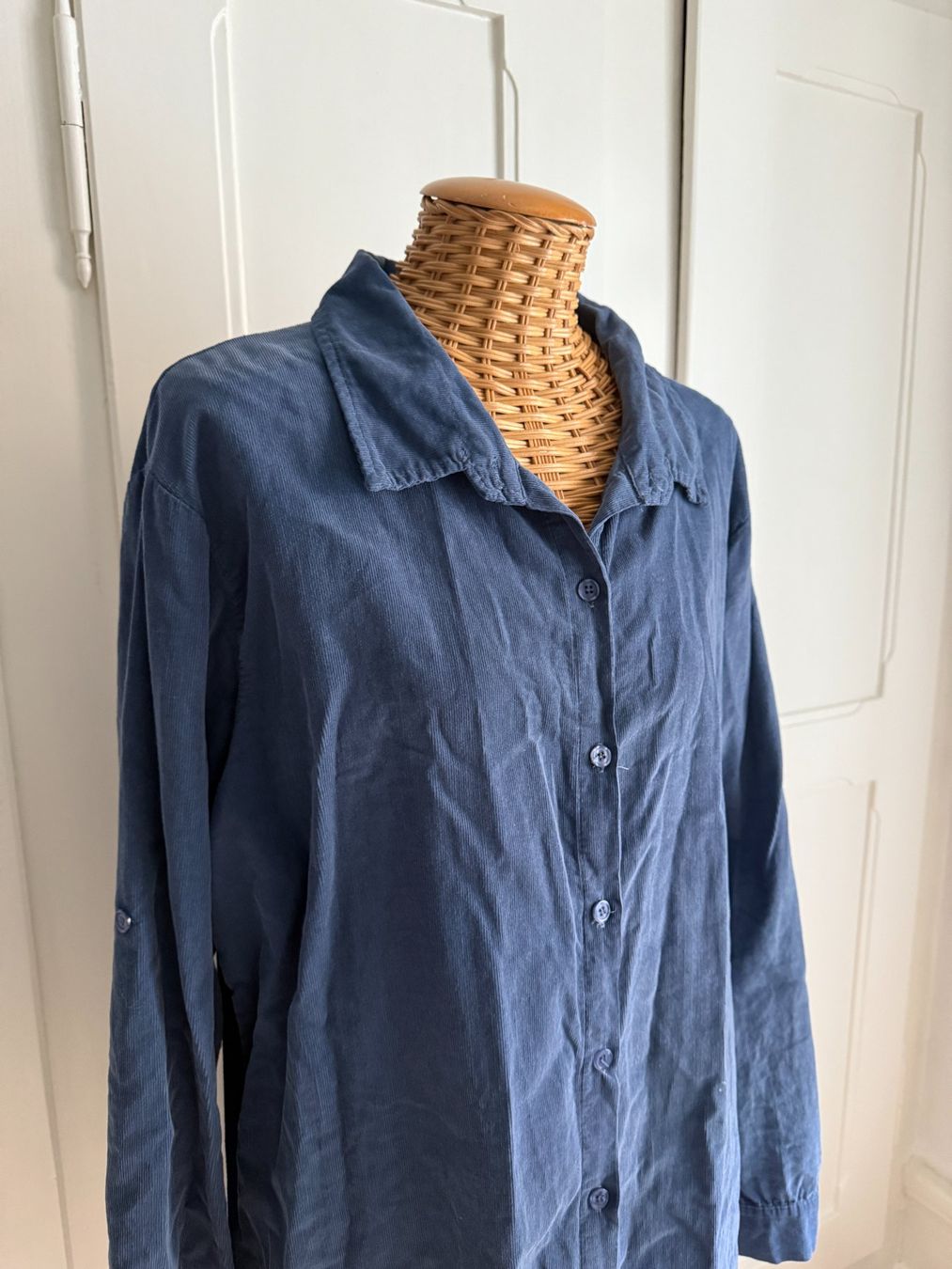 Kleider: PRETTY UNIT - Cord Blusenkleid blau M – Gebraucht aus Zürich von Diazaio 1