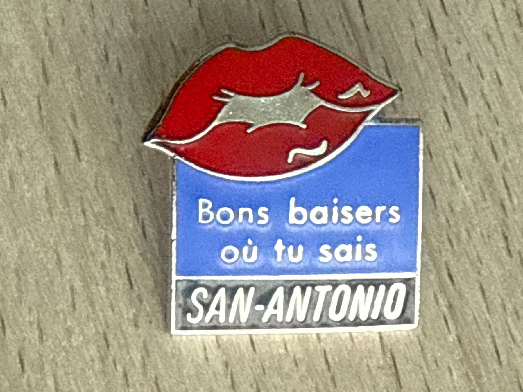 Plaketten & Abzeichen: Pin San-Antonio – Gebraucht aus Glattbrugg von Schweigmatt