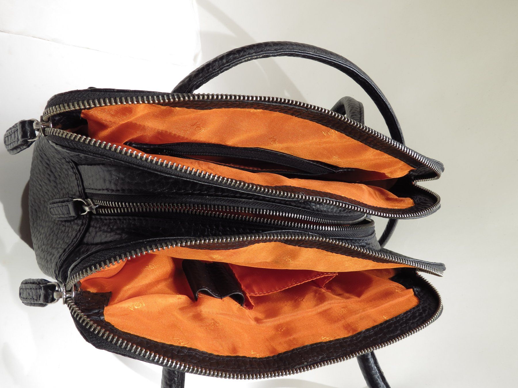 Borse da donna: Handtasche Leder – Nuovo (secondo la descrizione) da Walenstadt venduto da apropo 3
