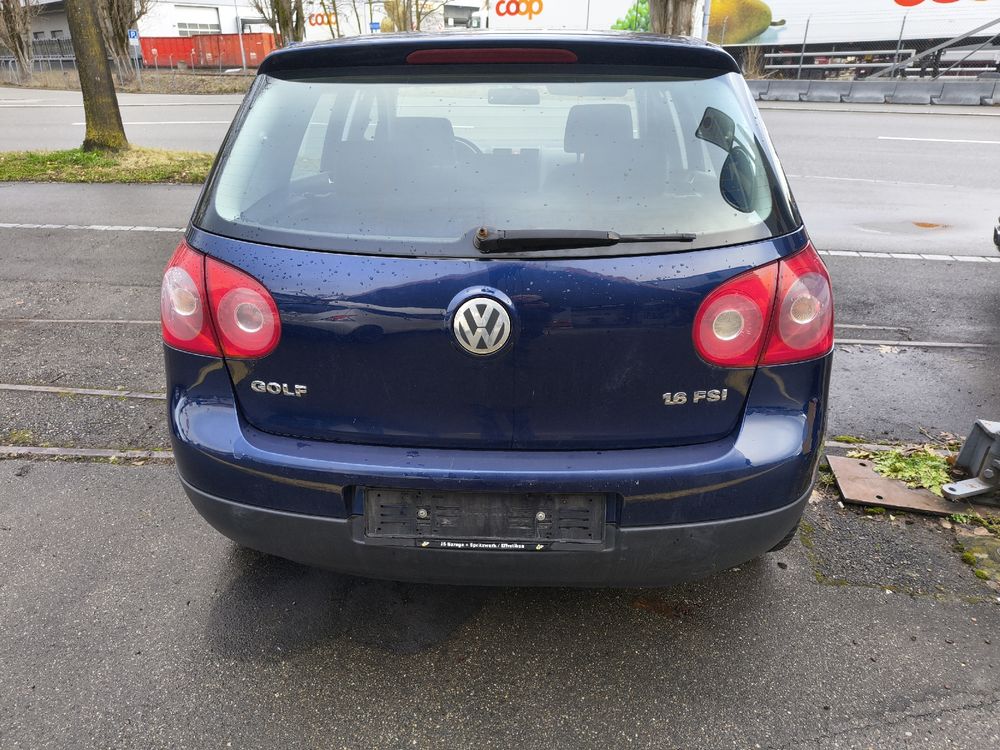 VW Golf 1.6 FSI ab Platz für Export (Defekt) in Seon für CHF 115 – nur ...