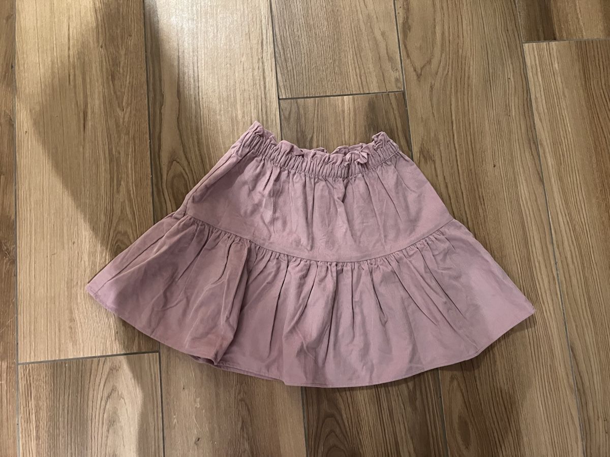 Kleider & Röcke: H&M Tiered Ruffle Skirt 6-8 Years – Gebraucht aus Hinwil von jua_t8vd