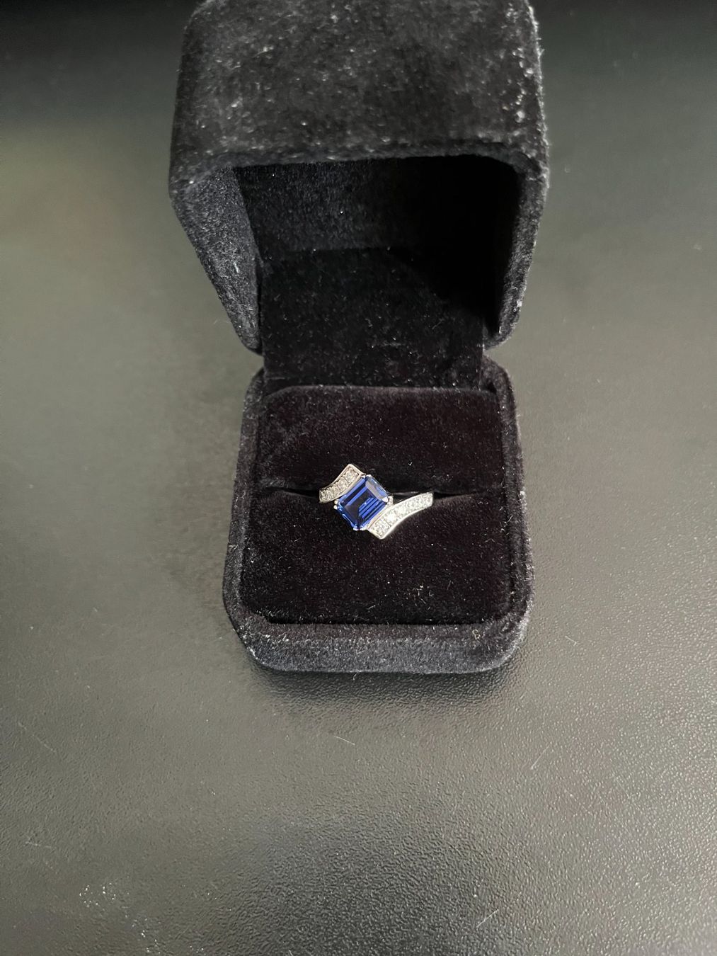 Ringe: Ring Grösse 59 neuwertig – Gebraucht aus Oetwil am See von nig_5xkt