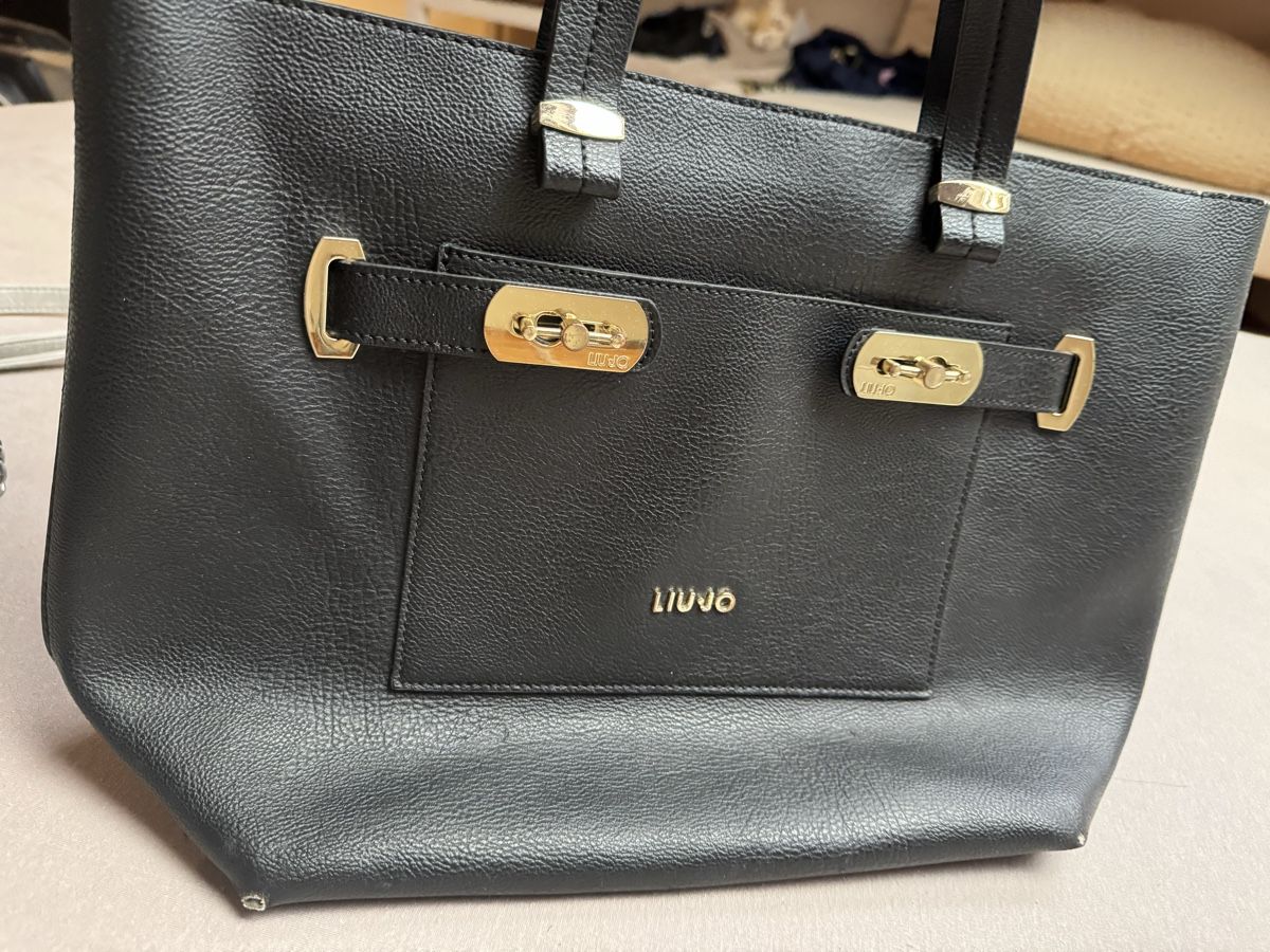 Borse da donna: Sac à main Liu Jo noir élégant – Usato da Auvernier venduto da big_7srg 1