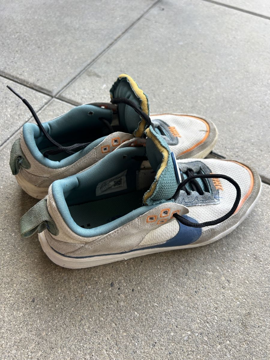 Nike Scarpe da uomo: Nike Sneaker unisex 38,5 – Usato da Marin-Epagnier venduto da Kty_1907 1