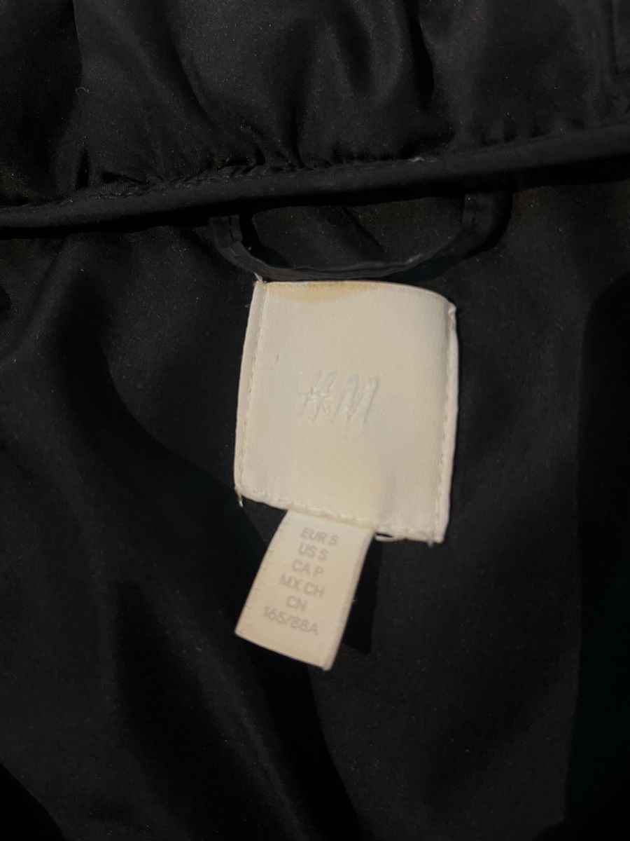 H&M Giacche: Schwarze Winterjacke von H&M – Nuovo (secondo la descrizione) da Bellikon venduto da Ruth_62 2