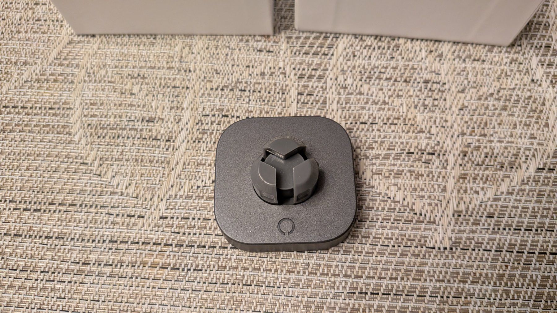 Oura Ladegeräte: Oura Smart Ring 4 charger for all ring sizes – Gebraucht aus Apples von lverschu 2