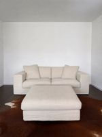 Sofa mit Hocker beige