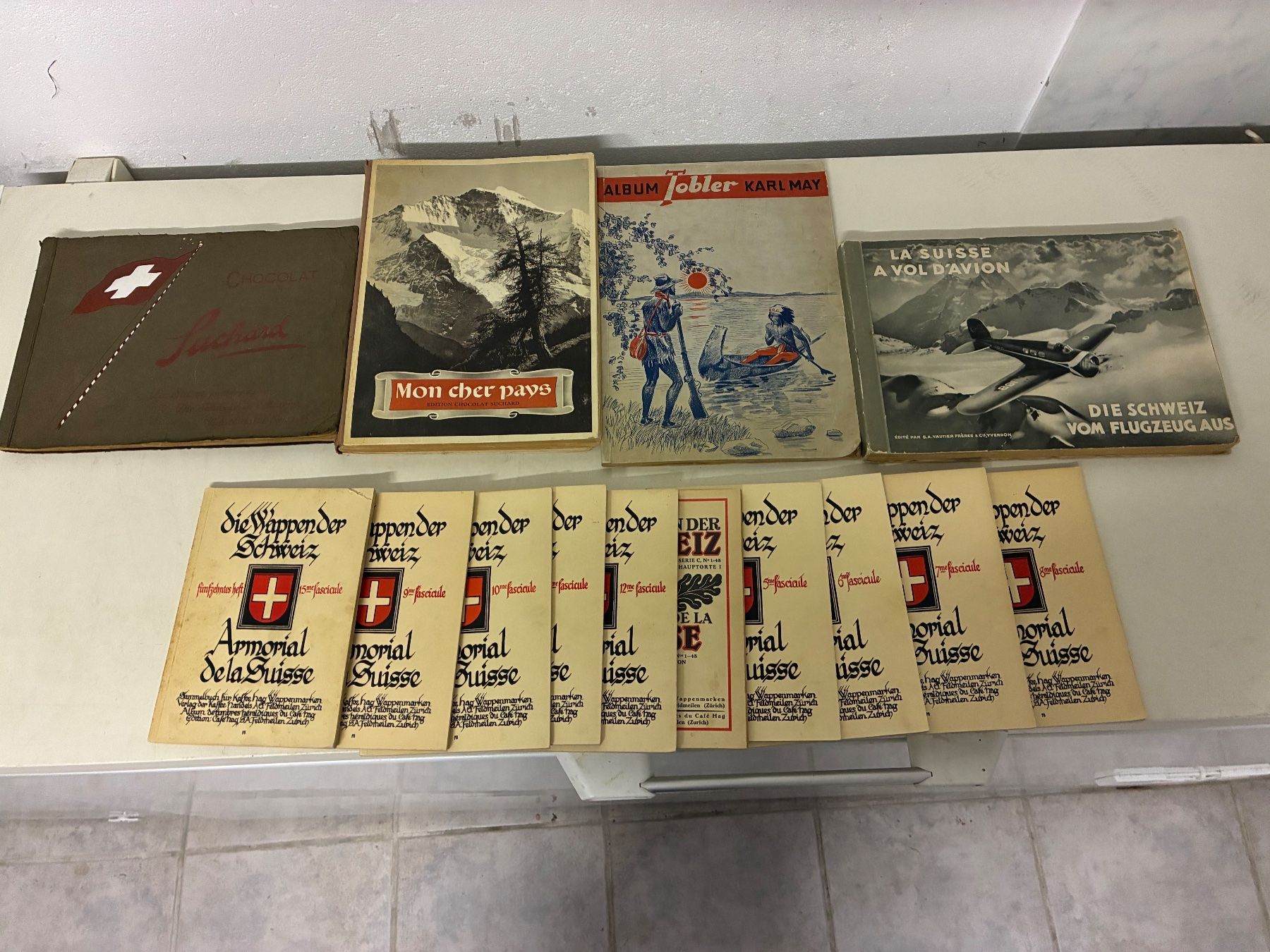 Album: Divers albums de collection – Usato da Porsel venduto da Crouille
