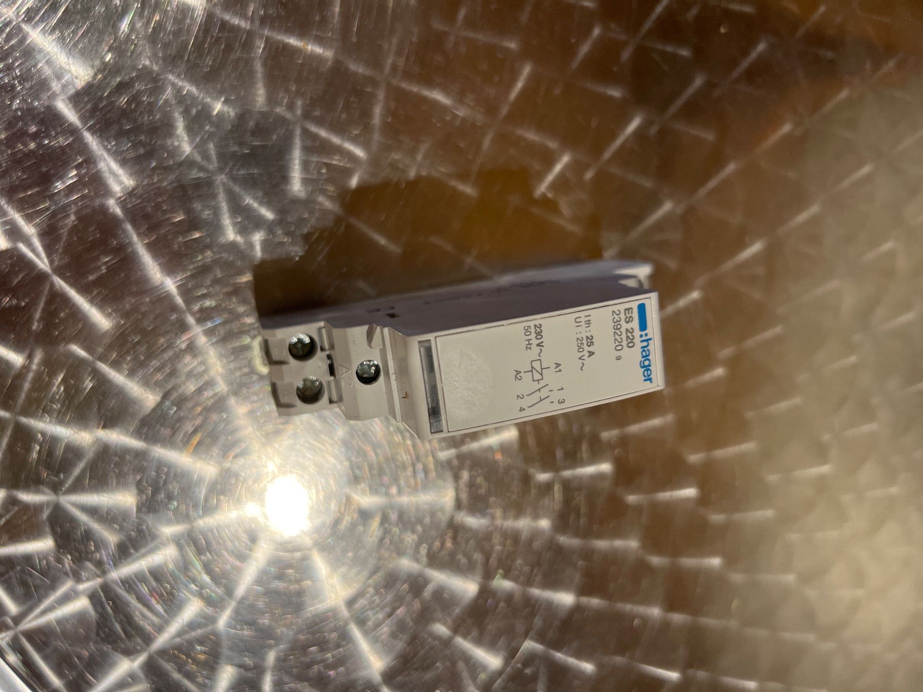 Hager Interruttori: Elektro Schütz 230v – Usato da Herzogenbuchsee venduto da Honigkuchenpferd01