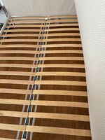 Lit + matelas à vendre( 140 sur 200)
