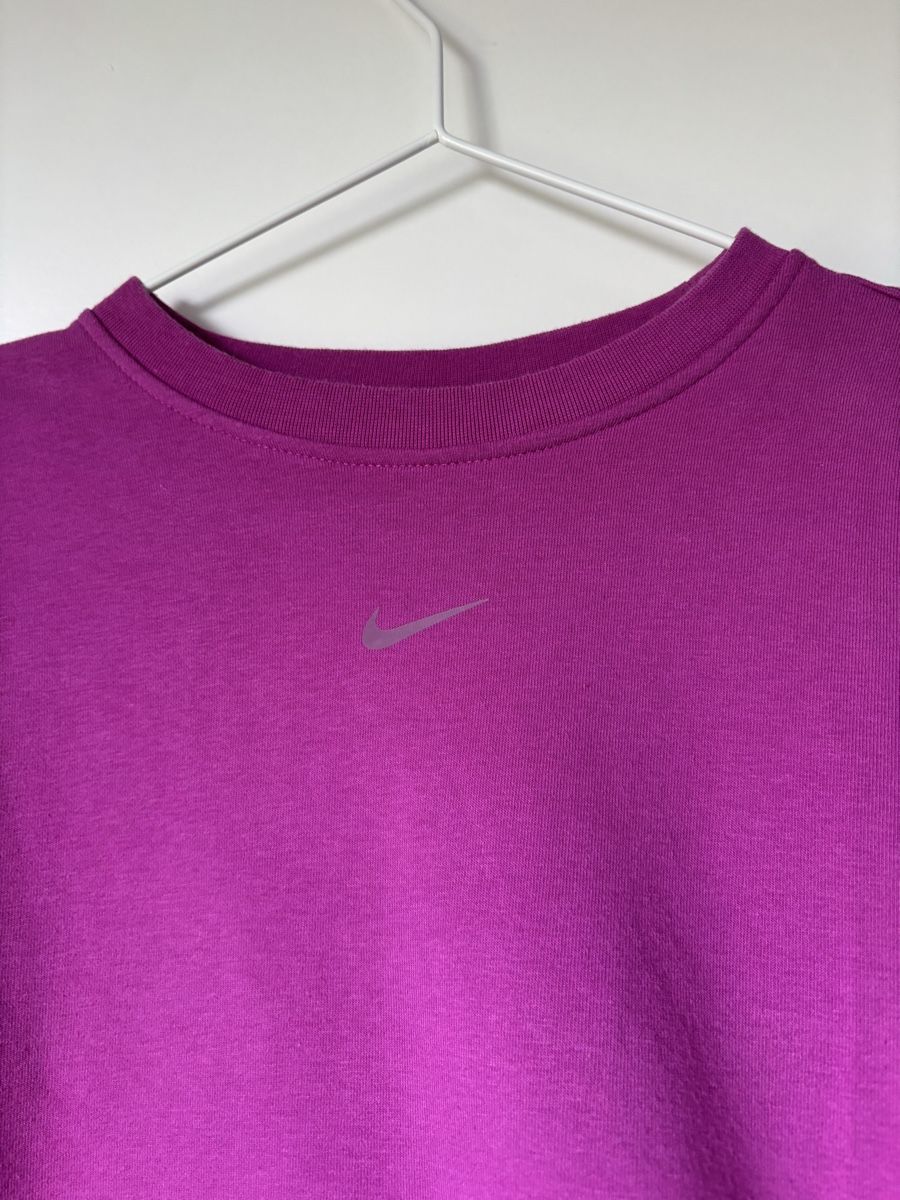 Nike Pulls & Sweat-shirts: Nike sweater purple size L – Neuf (Voir description) à Biel/Bienne par maj_n 1