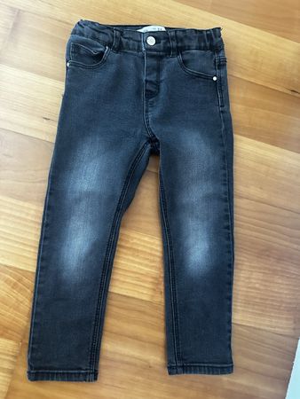 Zara Jeans 104