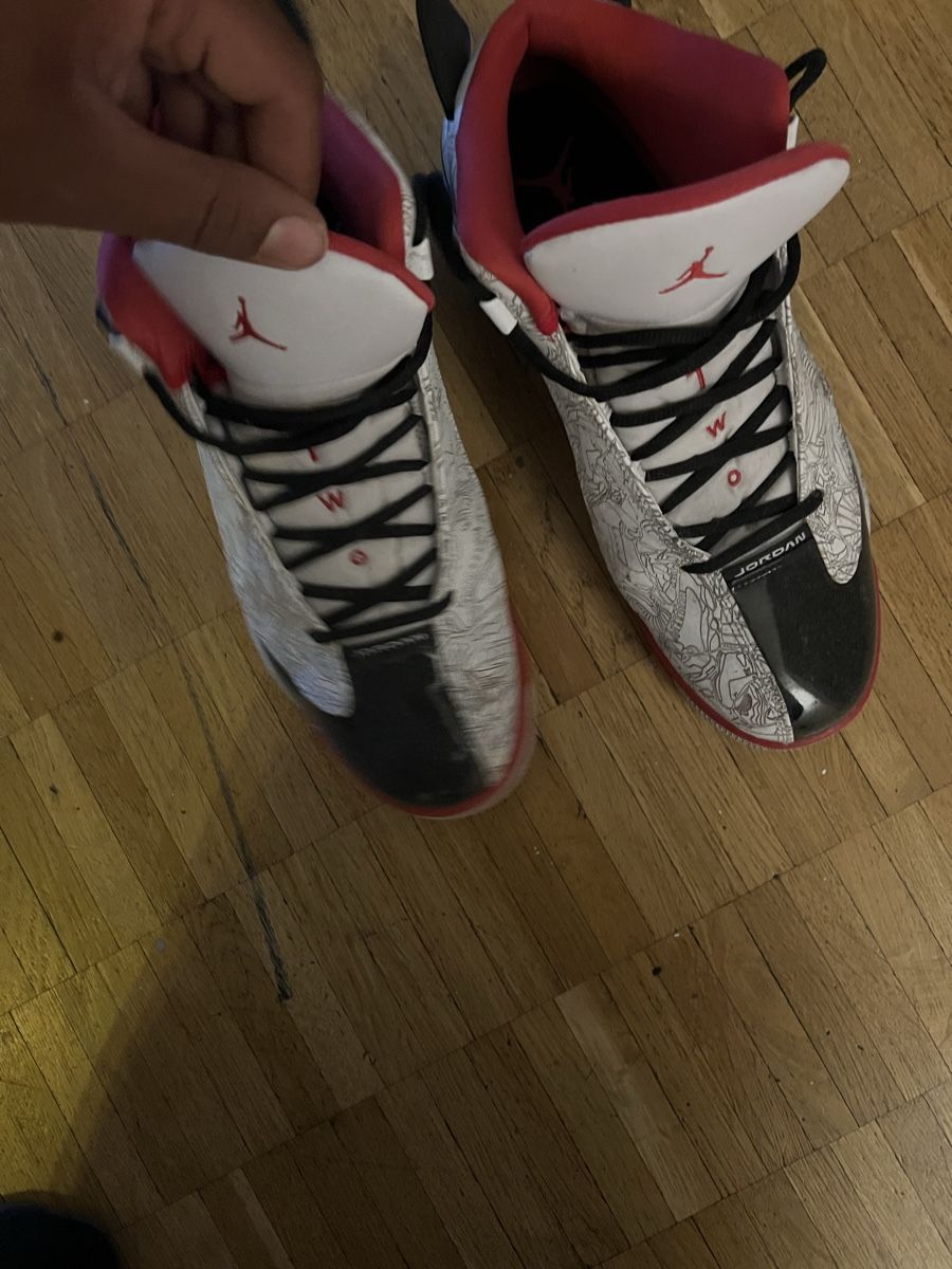 Jordan Scarpe da uomo: Jordan Turnschuhe Grösse 46 neuwertig – Usato da Rüti ZH venduto da Mjohnny7 1