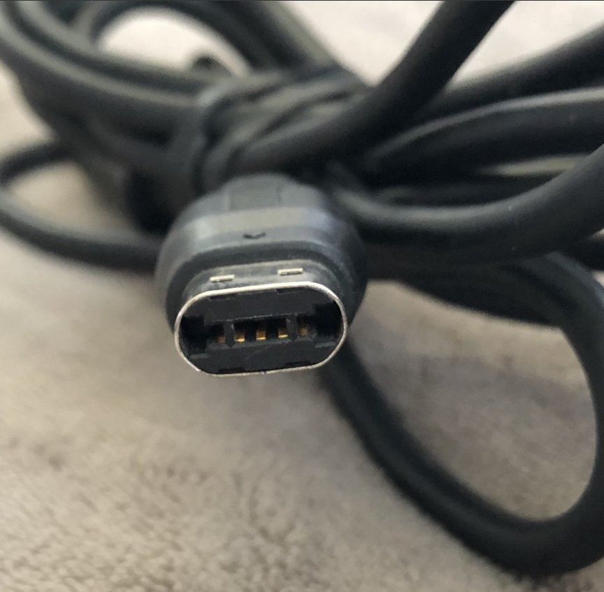 PC: HP-OW135F13 ID Netzteil – Usato da MAGDEN venduto da GoldenEagle2020 2