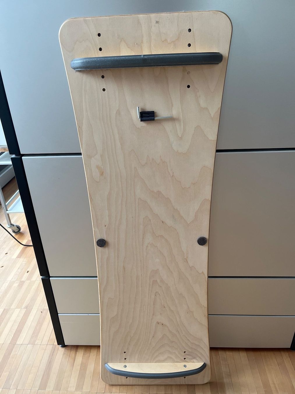 Hometrainer: Biber Balanceboard. Buche. Ca 100x30 cm. – Usato da Zürich venduto da Finestrat 2