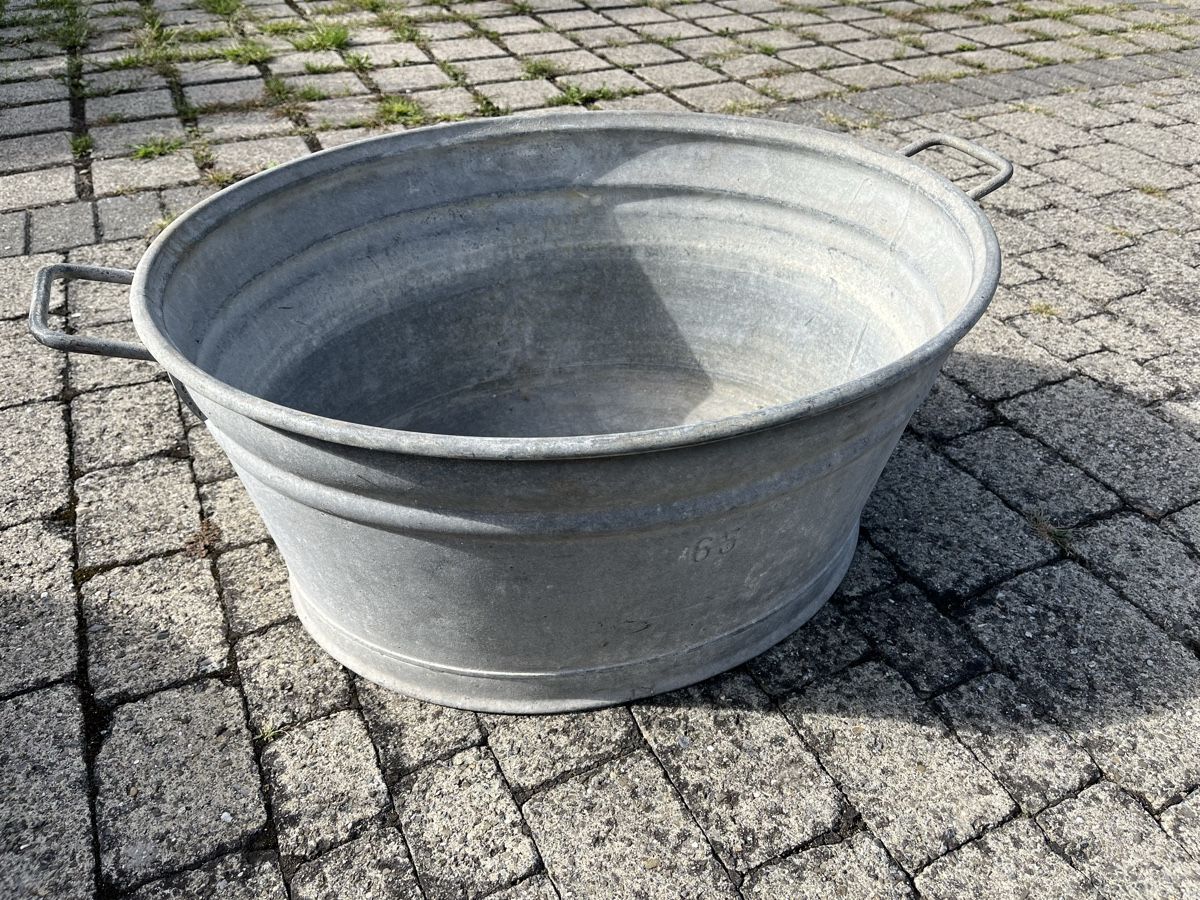 Autres décorations pour le jardin: Zinnwanne Garten Kübel  – D'occasion à Sempach par Brun1979