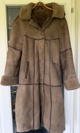 Manteau long en vrai mouton avec capuche, taille M