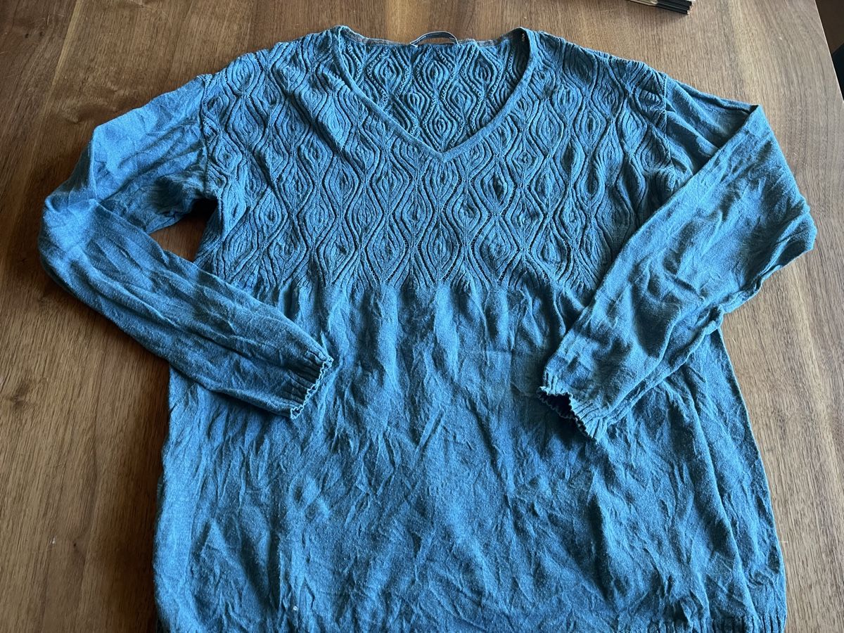 Nile Pulls & Sweat-shirts: Nile Pullover Gr M – Neuf (Voir description) à Aarberg par Jakaro
