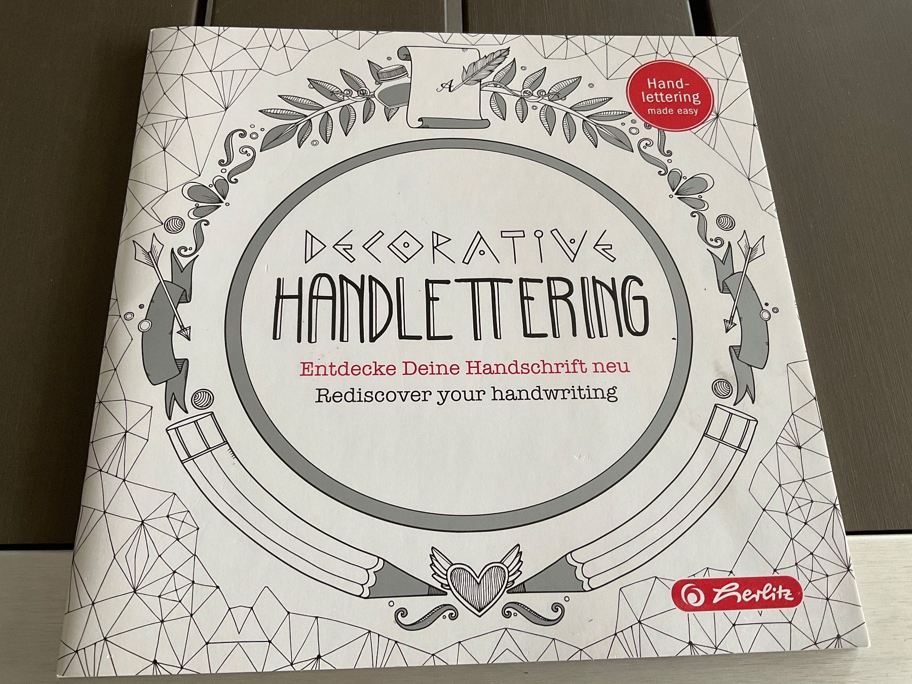 Libri: Decorative Handlettering Buch Kaligraphie – Usato da Herdern venduto da sar_l8sf